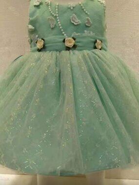 Toddlers dress.